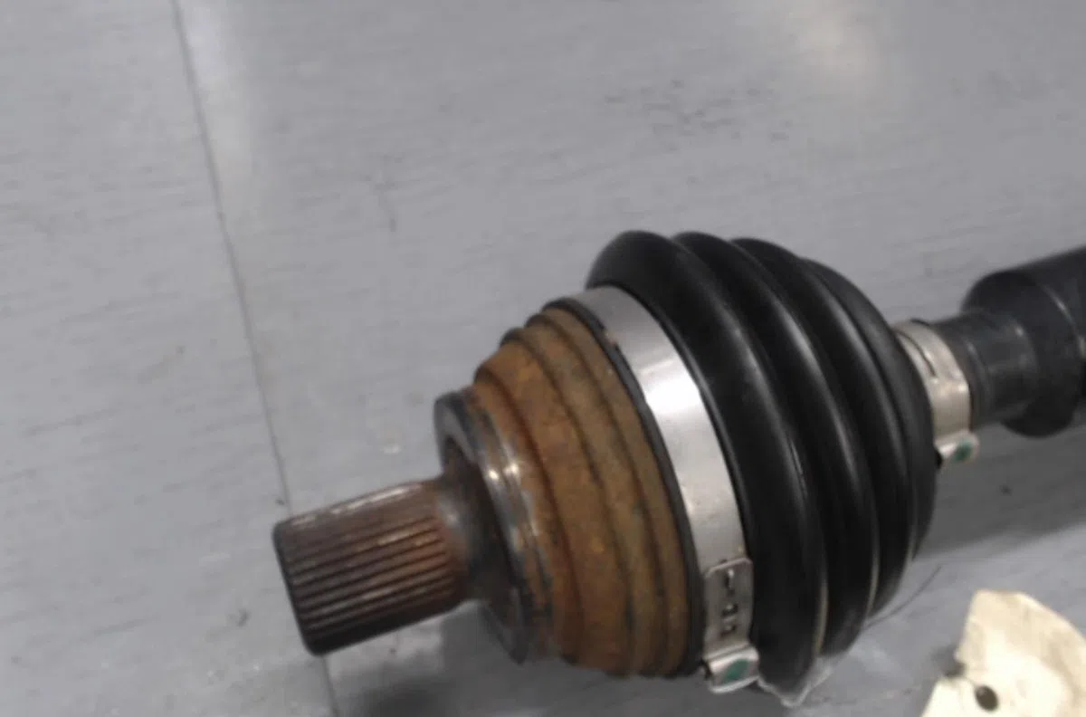 Transmission avant droite Seat LEON (1P1) 1.4 16v (2006-2012) occasion