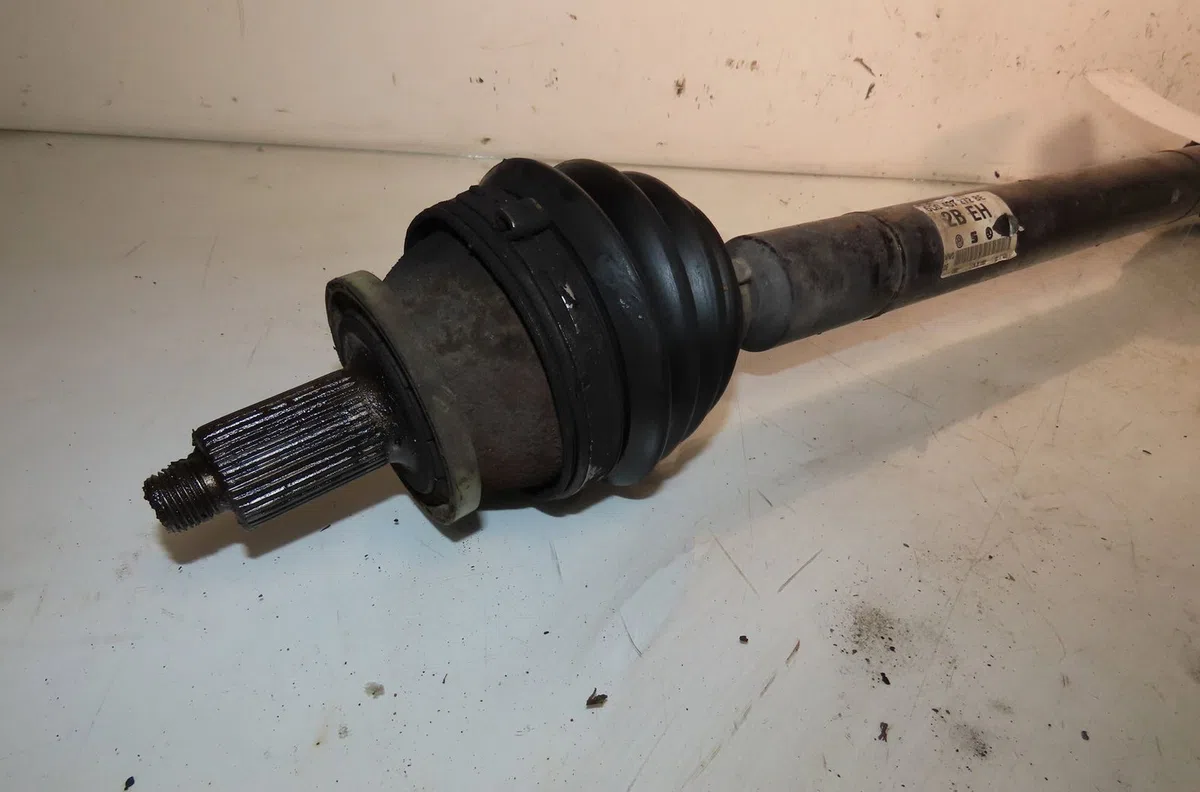Transmission avant droite SKODA FABIA 2004 occasion