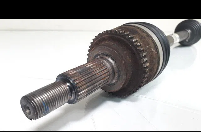 Transmission avant droite Suzuki SWIFT III (MZ, EZ) 1.3 ddis (rs 413d) (2005) 5 portes occasion