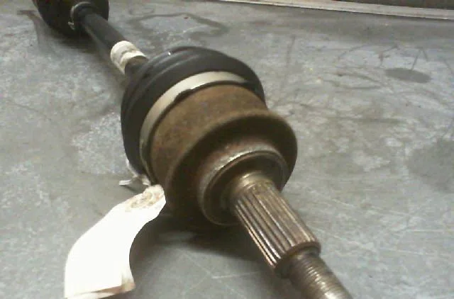 Transmission avant droite Suzuki SWIFT III (MZ, EZ) 1.3 ddis (rs 413d) (2005) occasion