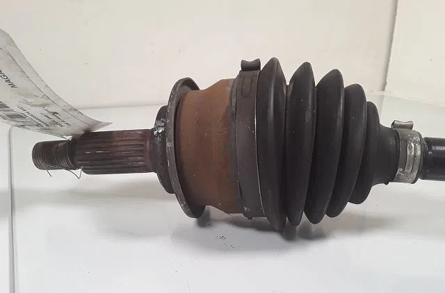 Transmission avant droite Suzuki SWIFT III (MZ, EZ) 1.3 ddis (rs 413d) (2005) occasion