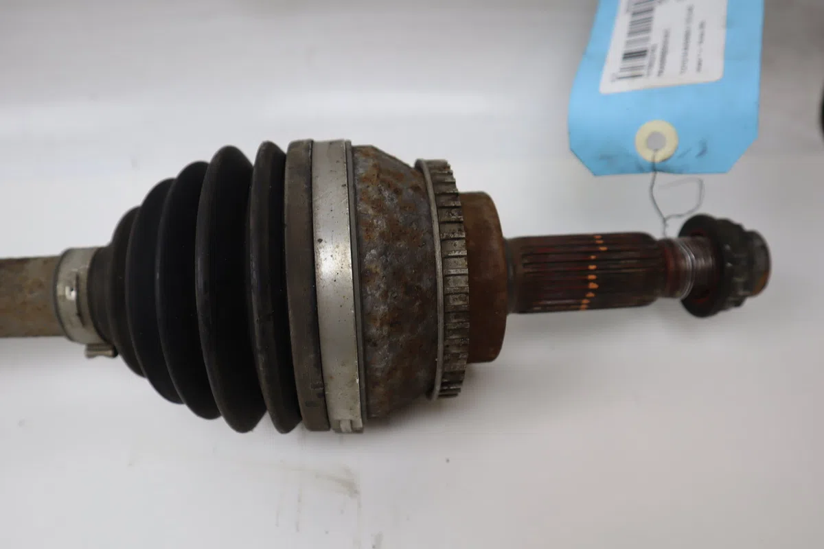 Transmission avant droite Toyota AVENSIS (_T25_) 2.0 d-4d (cdt250_) (2003-2008) occasion