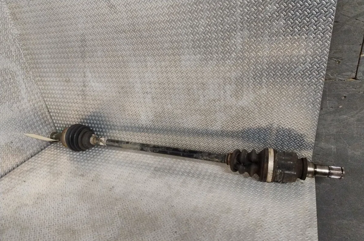 Transmission avant droite TOYOTA AYGO 2  AYGO 2 PHASE 1 occasion