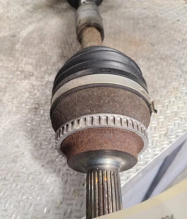 Transmission avant droite Toyota COROLLA (_E12_) 1.4 d (nde120_) (2004-2007) 5 portes occasion