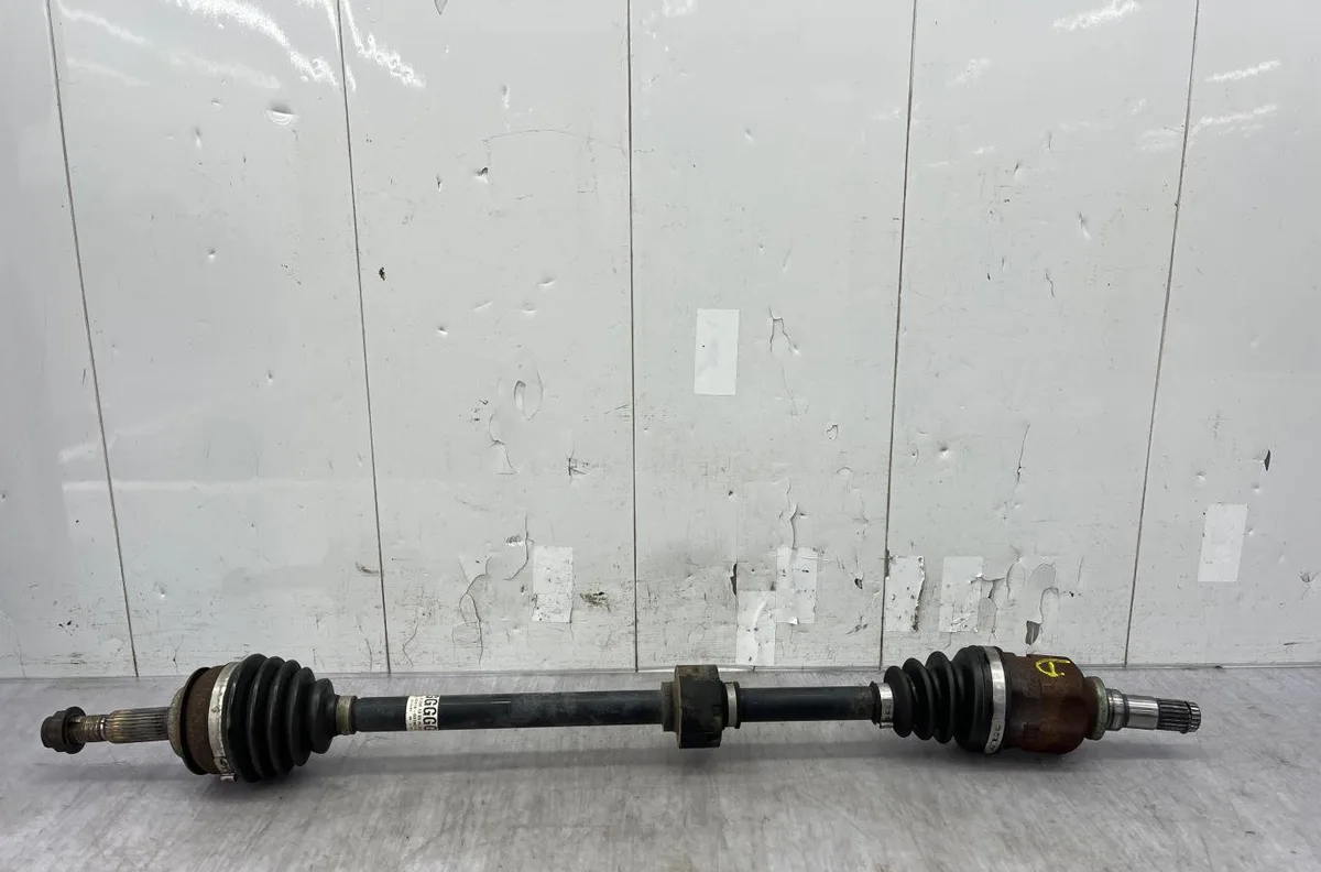 Transmission avant droite TOYOTA YARIS 2 PHASE 2 occasion