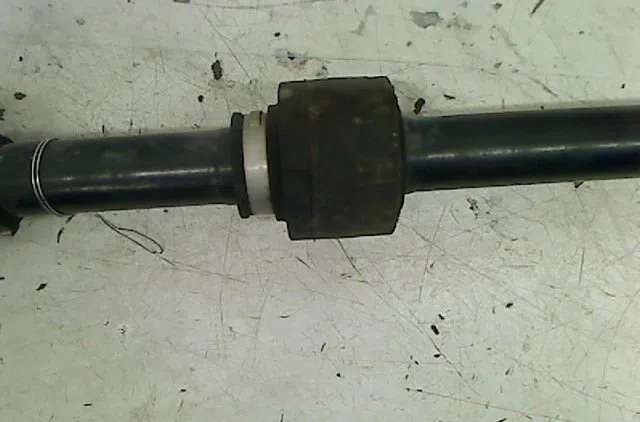 Transmission avant droite Toyota YARIS (_P13_) 1.3 (nsp130_) (2011) occasion
