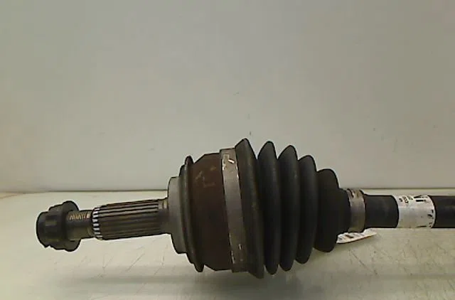 Transmission avant droite Toyota YARIS (_P13_) 1.3 (nsp130_) (2011) occasion