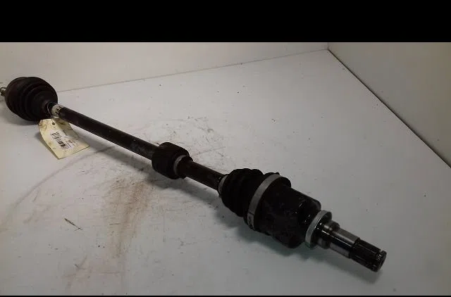 Transmission avant droite Toyota YARIS (_P13_) 1.5 (nsp131_) (2017) occasion