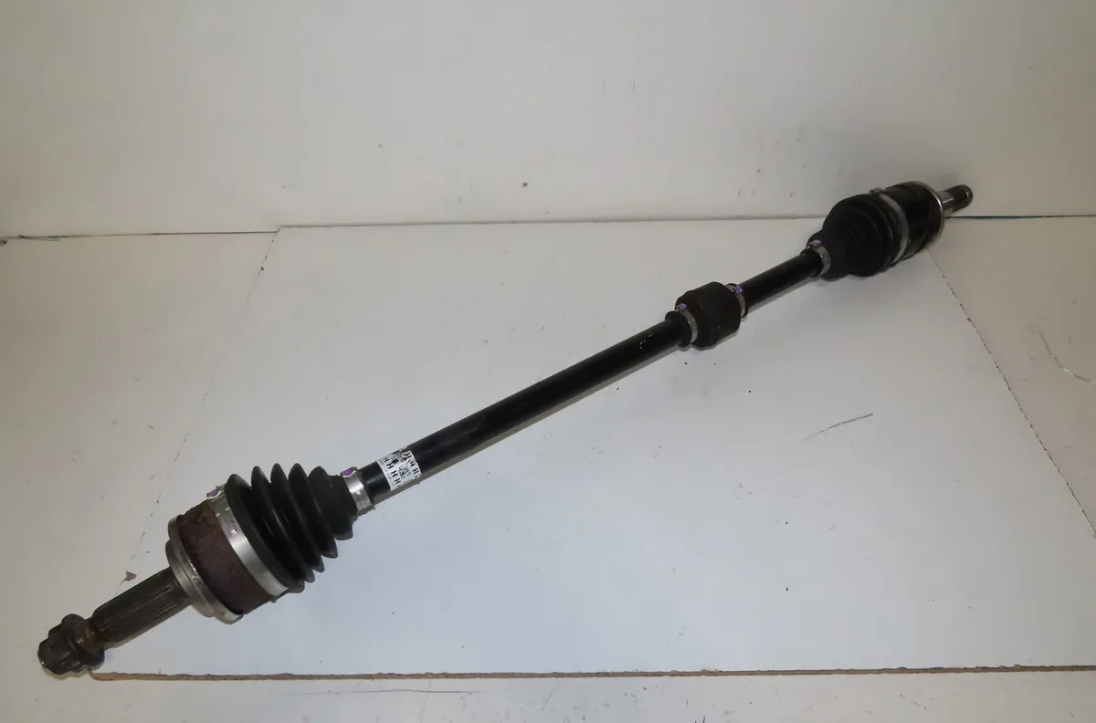 Transmission avant droite Toyota YARIS (_P21_, _PA1_, _PH1_) 1.5 hybrid (mxph10, mxph11) (2020) 5 portes occasion