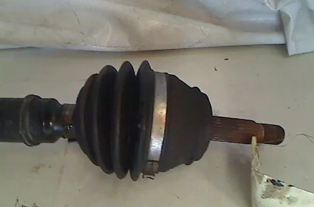 Transmission avant droite VOLKSWAGEN GOLF 1996 occasion