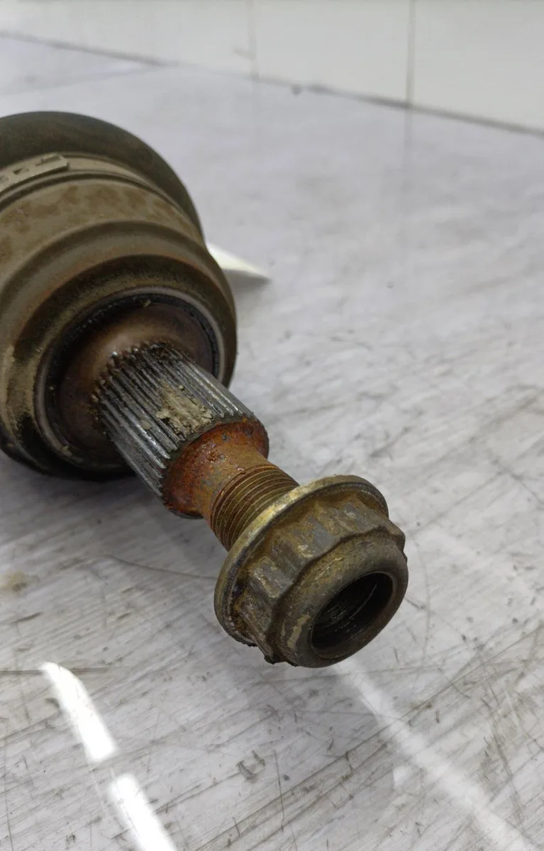Transmission avant droite VOLKSWAGEN GOLF 4 occasion