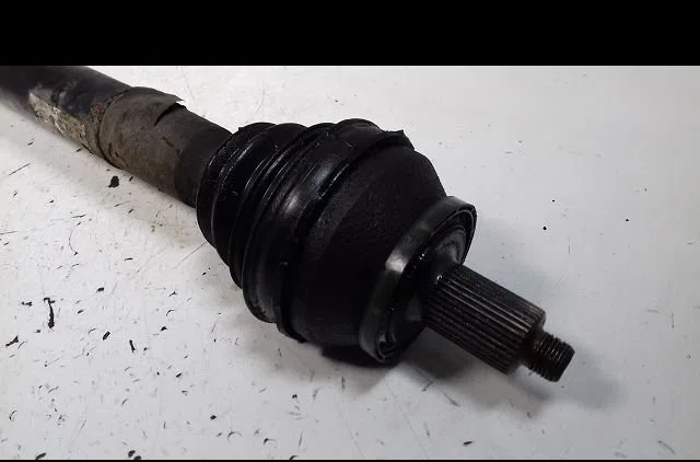 Transmission avant droite Volkswagen GOLF IV (1J1) 1.6 (1997-2004) occasion