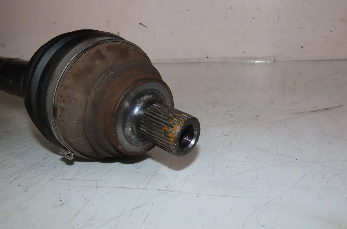 Transmission avant droite VOLKSWAGEN GOLF occasion