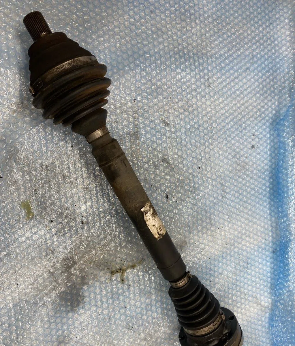 Transmission avant droite Volkswagen GOLF V (1K1) 3.2 r32 4motion (2005-2008) occasion
