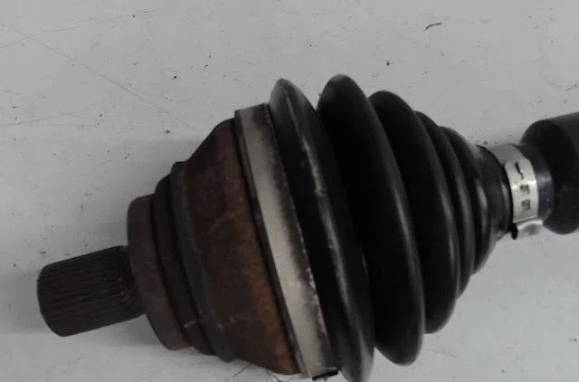 Transmission avant droite Volkswagen GOLF VI (5K1) 1.4 tsi (2008-2012) 5 portes occasion