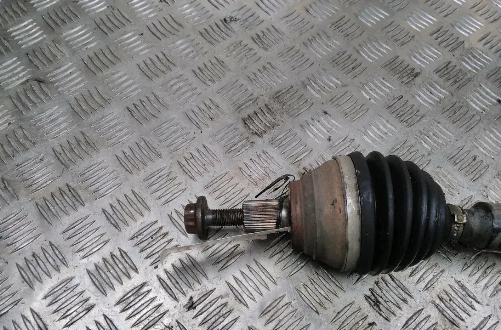 Transmission avant droite Volkswagen GOLF VII (5G1, BQ1, BE1, BE2) 1.6 tdi (2012-2017) occasion