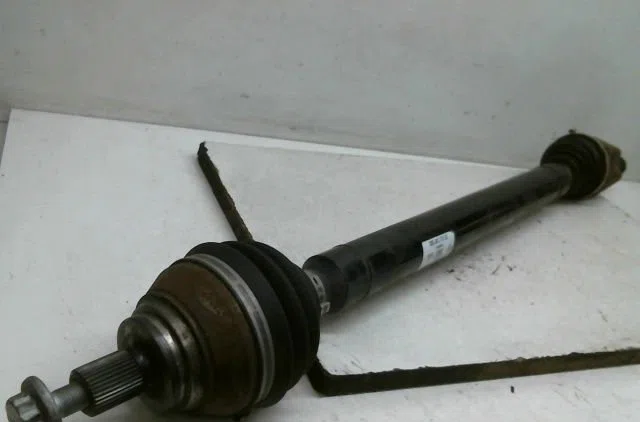 Transmission avant droite VOLKSWAGEN PASSAT occasion
