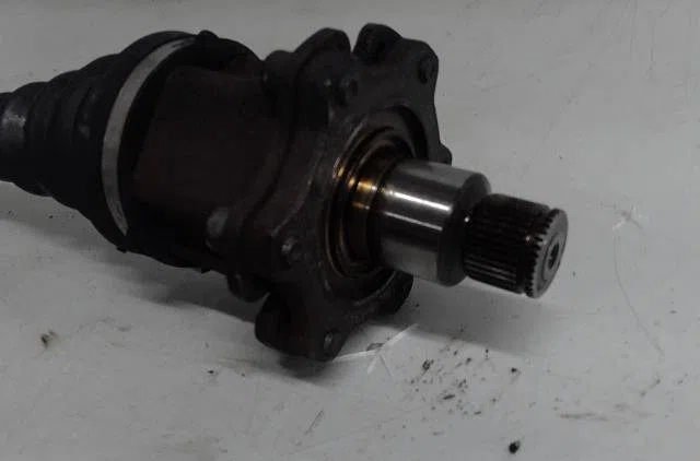 Transmission avant droite Volkswagen PHAETON (3D1, 3D2, 3D3, 3D4, 3D6, 3D7, 3D8, 3D9) 5.0 v10 tdi 4motion (2002-2006) oc