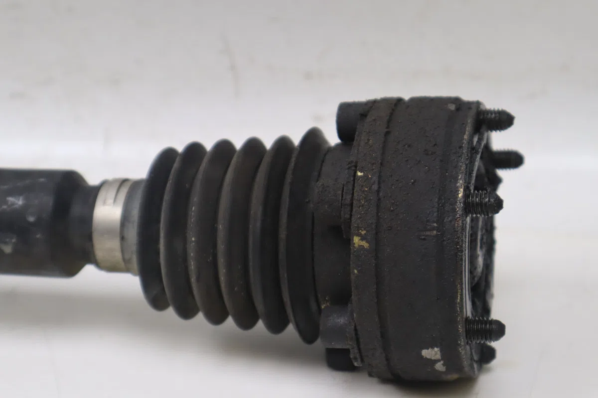 Transmission avant droite Volkswagen POLO III (6N1) 60 1.4 (1995-1999) occasion