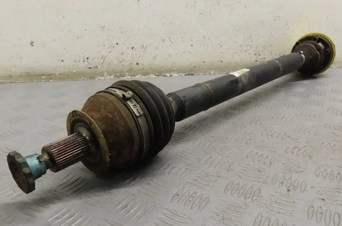 Transmission avant droite Volkswagen POLO V (6R1, 6C1) 1.6 tdi (2009) occasion