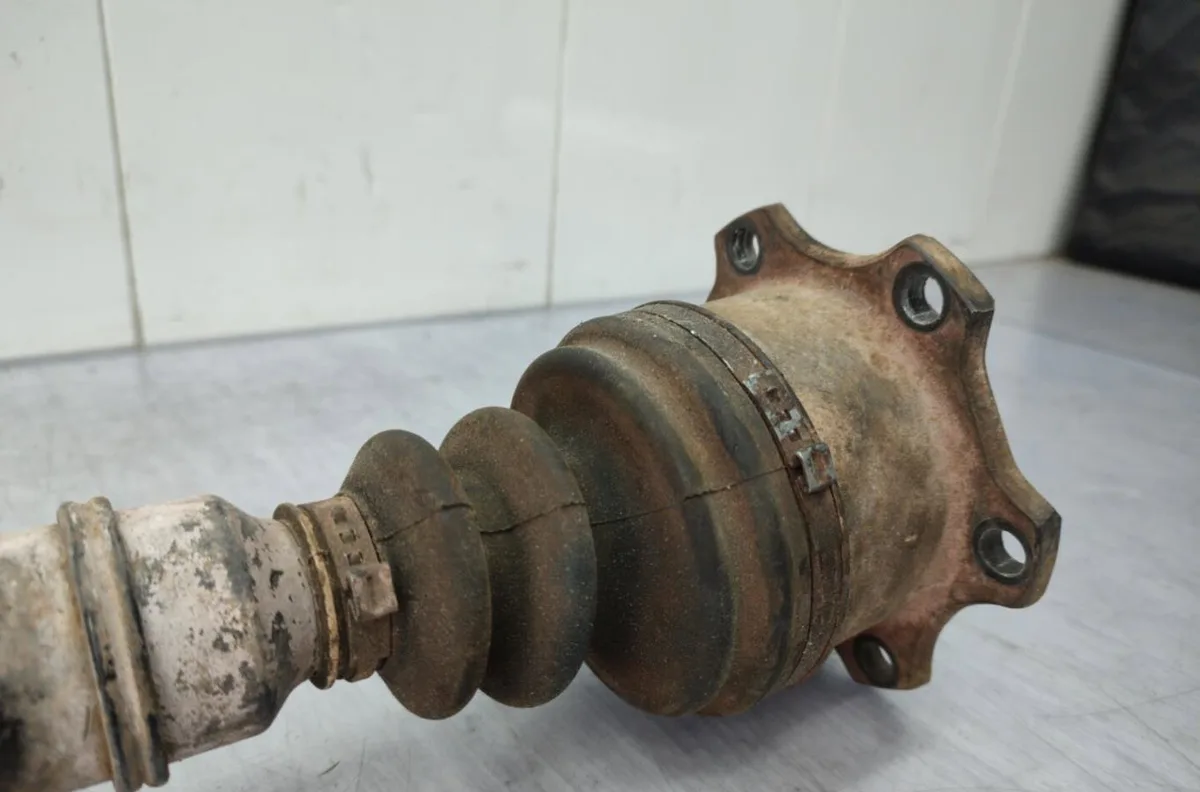 Transmission avant gauche AUDI A4 1 PHASE 1 occasion