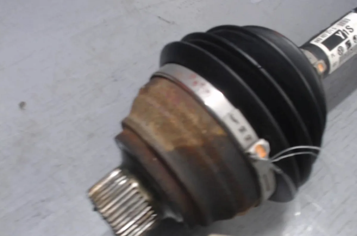 Transmission avant gauche Audi A4 B8 (8K2) 2.7 tdi (2007-2012) 4 portes occasion