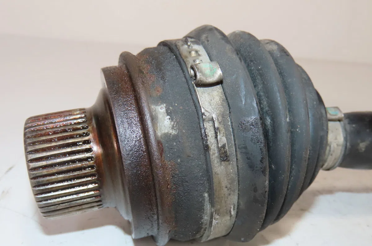 Transmission avant gauche Audi A5 Décapotable (8F7) 2.0 tfsi quattro (2009-2017) occasion