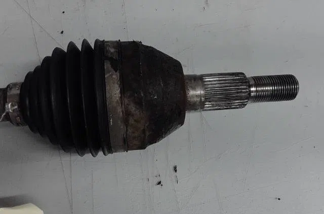 Transmission avant gauche Chevrolet CAPTIVA (C100, C140) 2.2 d 4wd (2011) occasion