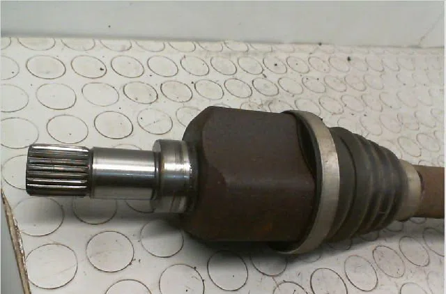 Transmission avant gauche Citroën C4 II (NC_) 1.6 hdi 90 (2009) 5 portes occasion