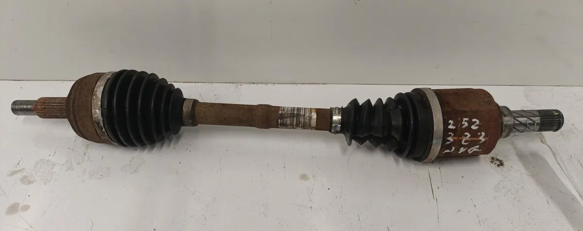 Transmission avant gauche Dacia DUSTER (HS_) 1.5 dci (2010-2018) occasion