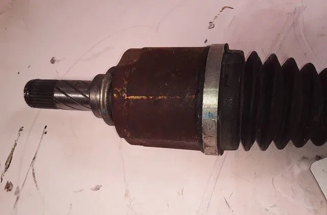Transmission avant gauche Dacia DUSTER (HS_) 1.5 dci 4x4 (hsmc, hsmd) (2010-2018) 5 portes occasion