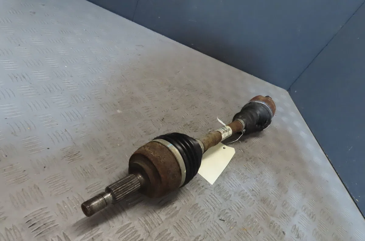 Transmission avant gauche DACIA DUSTER occasion