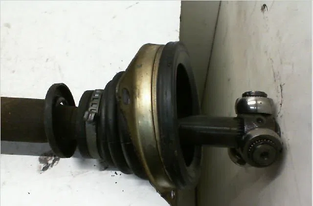Transmission avant gauche DACIA LOGAN I Phase 1 06-2005--06-2008 1.4 MPI occasion