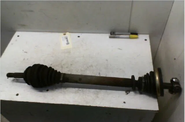 Transmission avant gauche DACIA LOGAN I Phase 1 06-2005--06-2008 1.4 MPI occasion