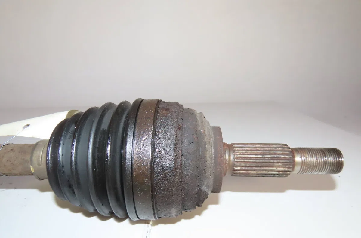 Transmission avant gauche Dacia LOGAN (LS_) 1.5 dci (ls04) (2010) occasion