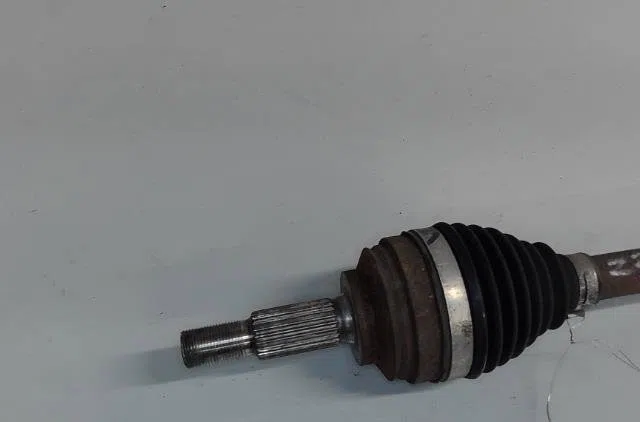 Transmission avant gauche Dacia LOGAN MCV II 1.5 dci (2013) occasion