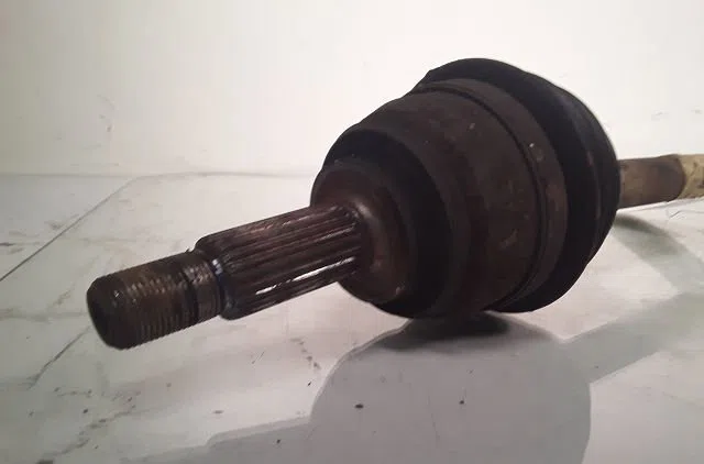 Transmission avant gauche Dacia LOGAN MCV (KS_) 1.5 dci (ks04) (2010-2013) occasion