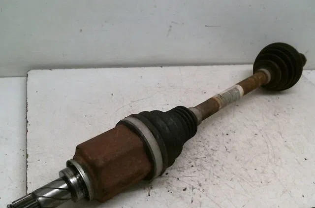 Transmission avant gauche Dacia SANDERO II 1.5 dci (2012) 5 portes occasion