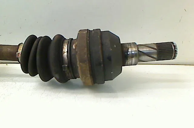 Transmission avant gauche DAEWOO LANOS 1999 occasion