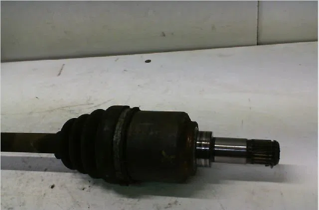 Transmission avant gauche FIAT GRANDE PUNTO III Phase 1 09-2005--12-2013 1.4i 77ch occasion