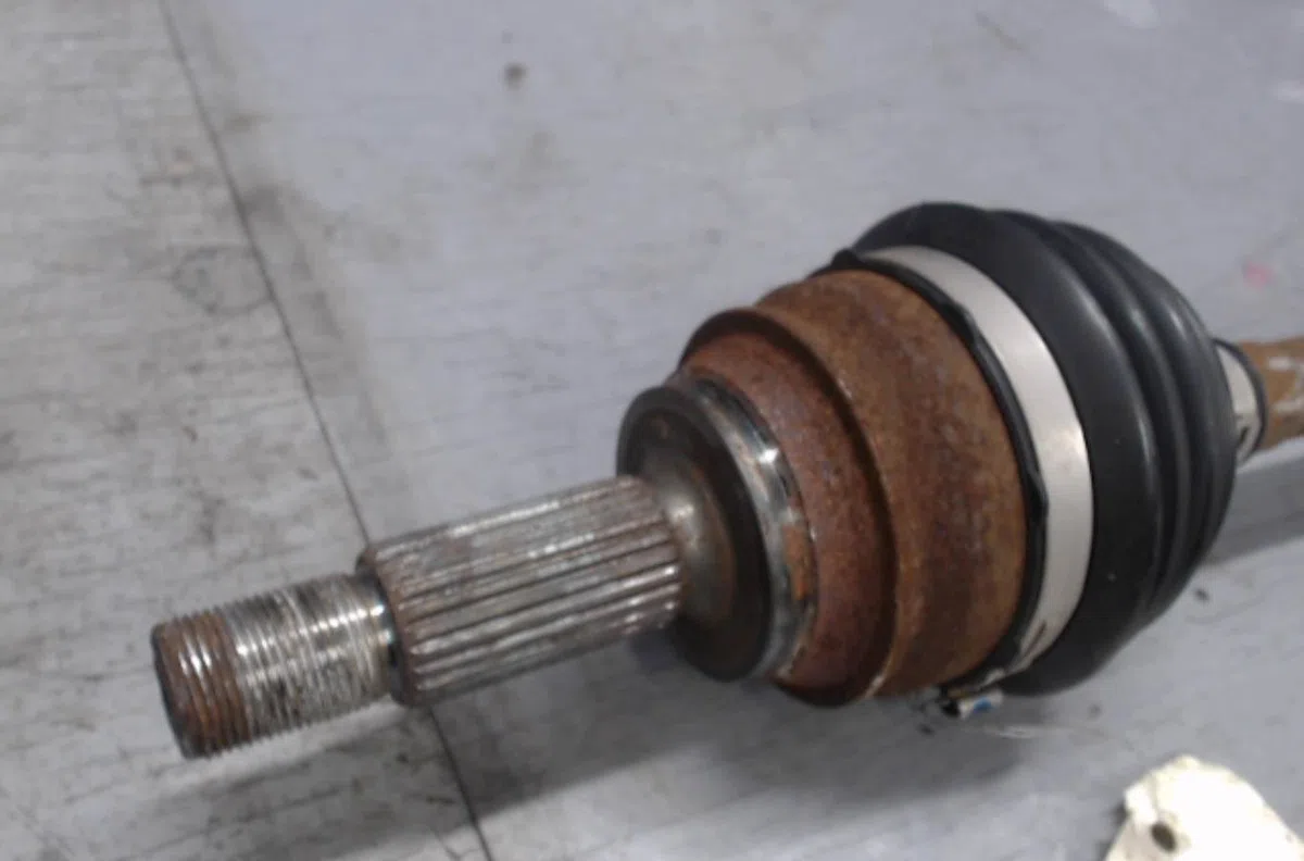Transmission avant gauche Ford FIESTA VII (HJ, HF) 1.1 ti-vct (2017) occasion
