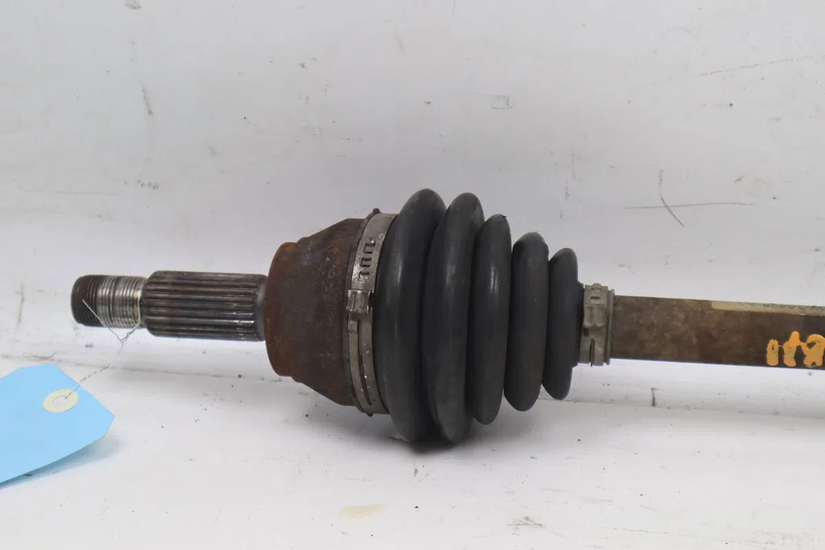 Transmission avant gauche Ford KA (RB_) 1.3 i rocam (2002-2008) 3 portes occasion