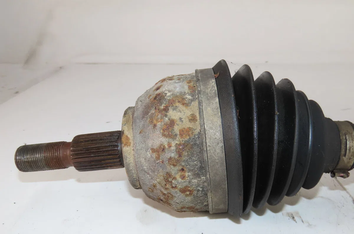 Transmission avant gauche Ford KUGA I 2.0 tdci (2008-2012) 5 portes occasion