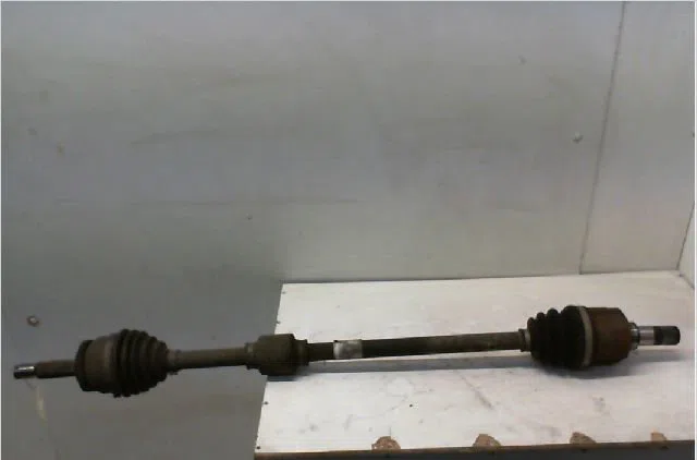 Transmission avant gauche HYUNDAI I 20 I Phase 1 04-2009--06-2012 occasion