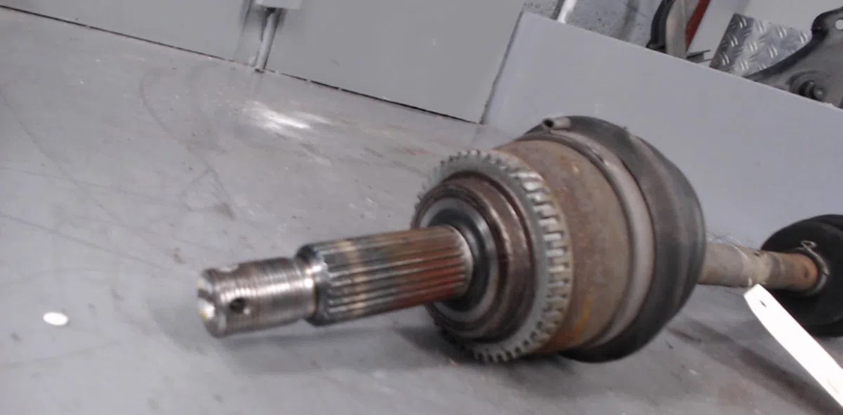 Transmission avant gauche Hyundai I30 (FD) 1.6 crdi (2007-2011) occasion
