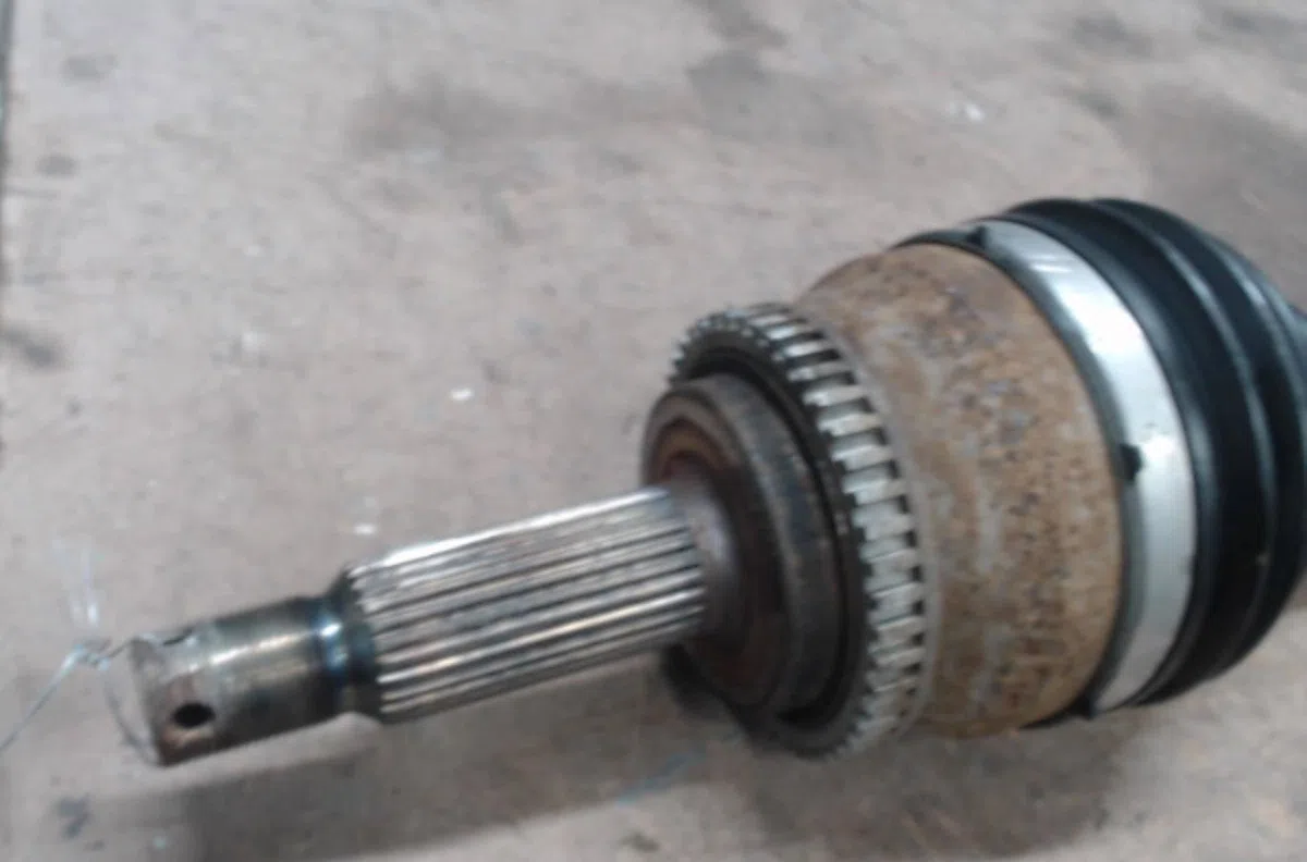 Transmission avant gauche Kia PRO CEE'D (ED) 1.6 crdi 115 (2008-2012) occasion