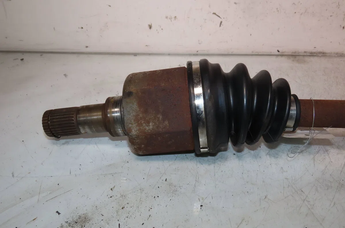 Transmission avant gauche LAND ROVER DISCOVERY 2006 occasion