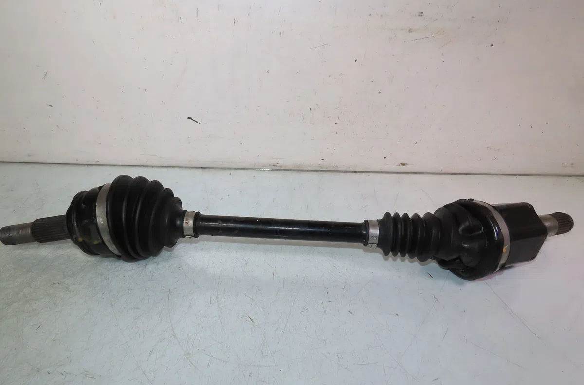 Transmission avant gauche Mazda 2 (DL, DJ) 1.5 skyactiv-g (djlfs) (2014) occasion
