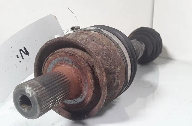 Transmission avant gauche Mazda 3 (BK) 1.6 di turbo (2004-2009) occasion