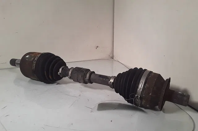 Transmission avant gauche Mazda 3 (BK) 1.6 di turbo (2004-2009) occasion